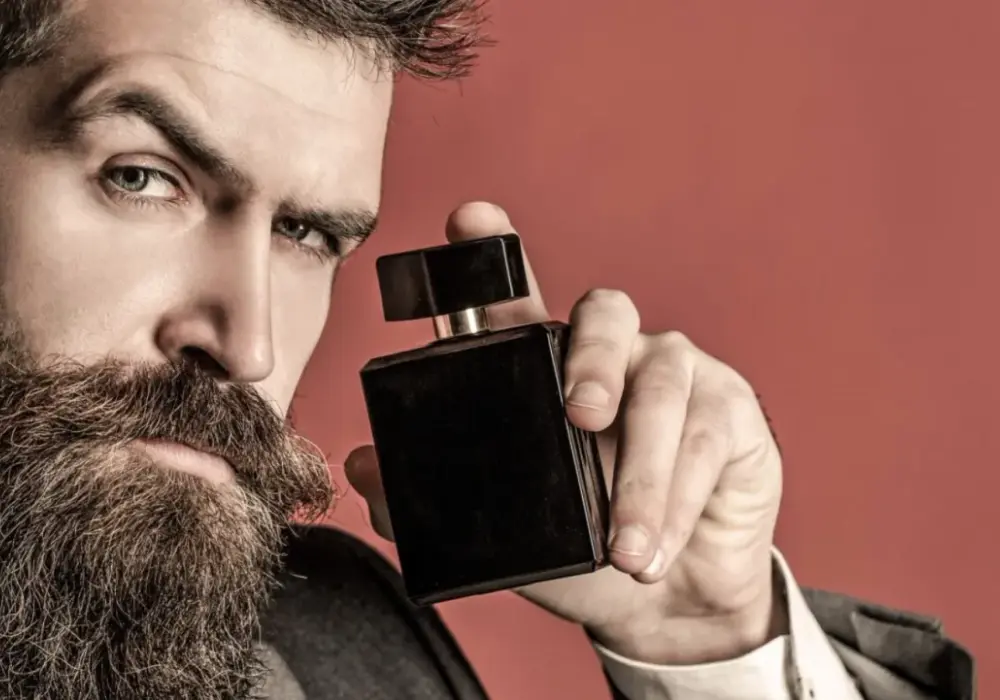 Ile psiknięć perfum z 1 ml? Sprawdź, jak długo wystarczą zapachy