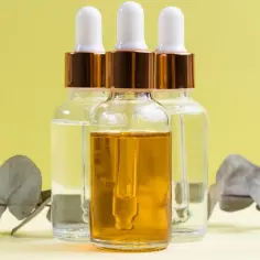 Retinol czy kwas hialuronowy – który składnik naprawdę działa lepiej?